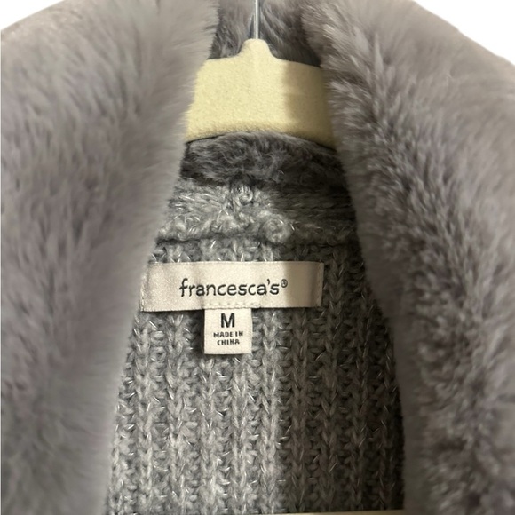 Francesca's  Gray Knit Julia Sleeveless Faux Fur Collar Cardigan Vest Medium - Picture 10 of 11